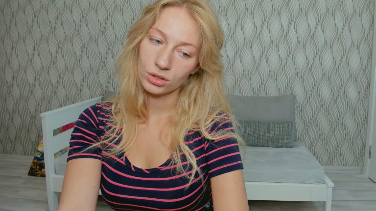 OliviiaShine's Streamate show and profile