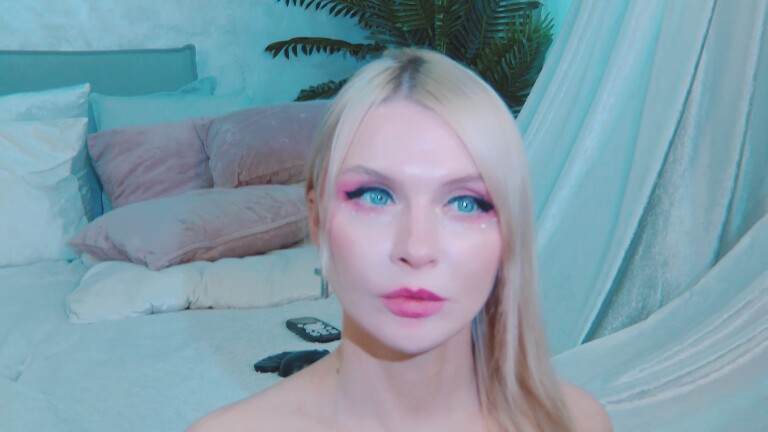 DenLina's Streamate show and profile