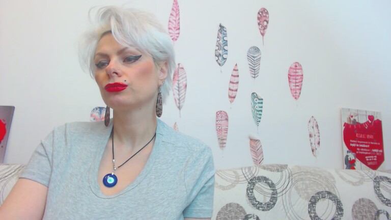 XXmodel_69's Streamate show and profile