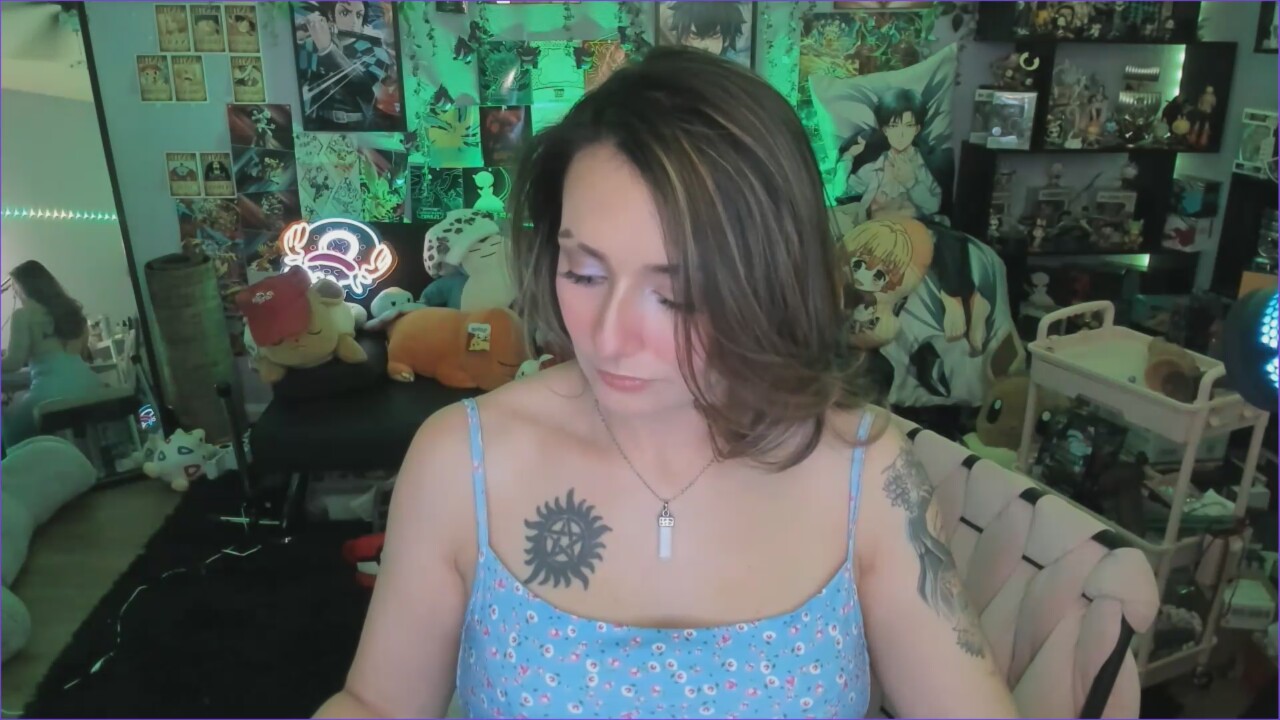 Alyx_Singer