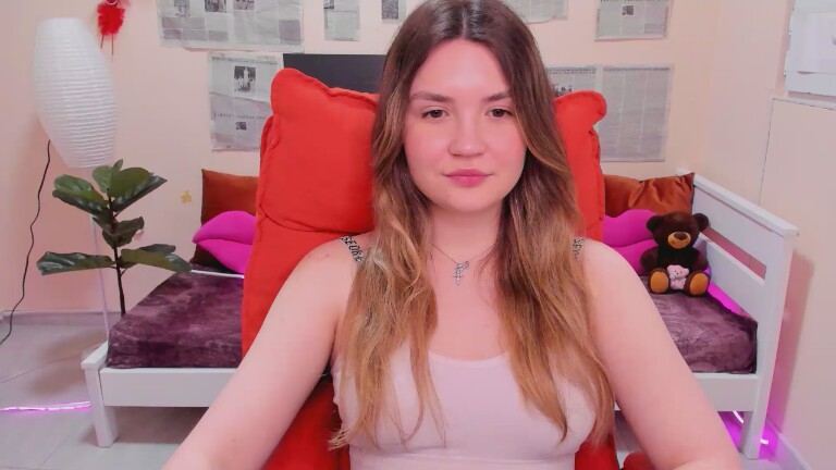 Reneswee's Streamate show and profile