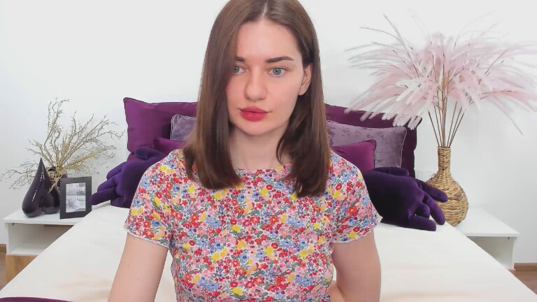 DemiLinda's Streamate show and profile